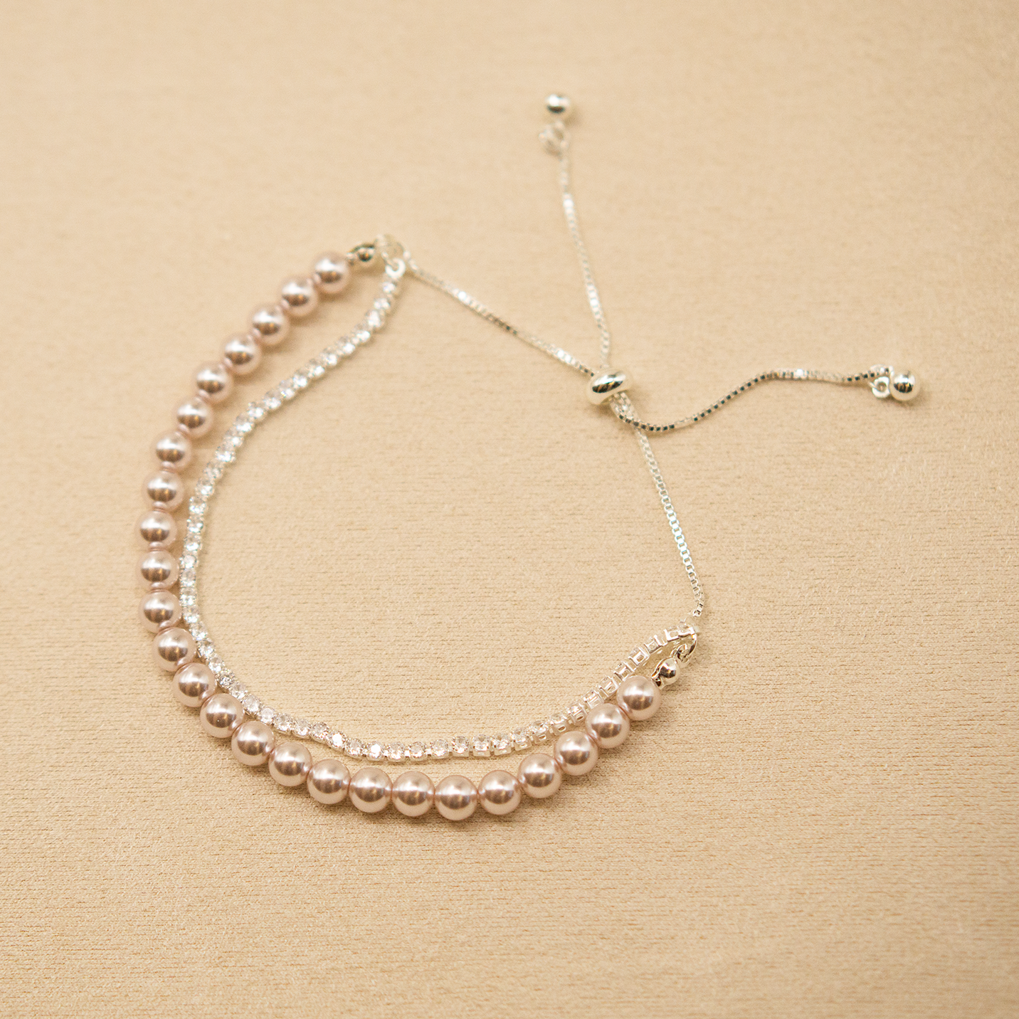 Rosy Gleam Bracelet