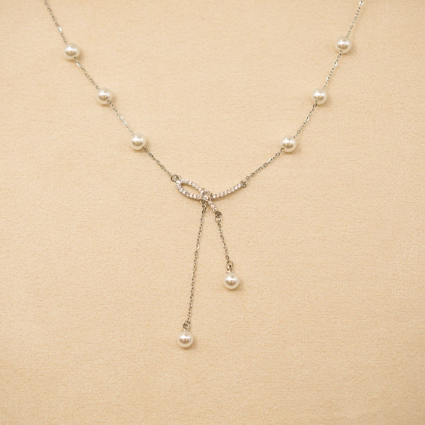 Ribbon Melody Necklace