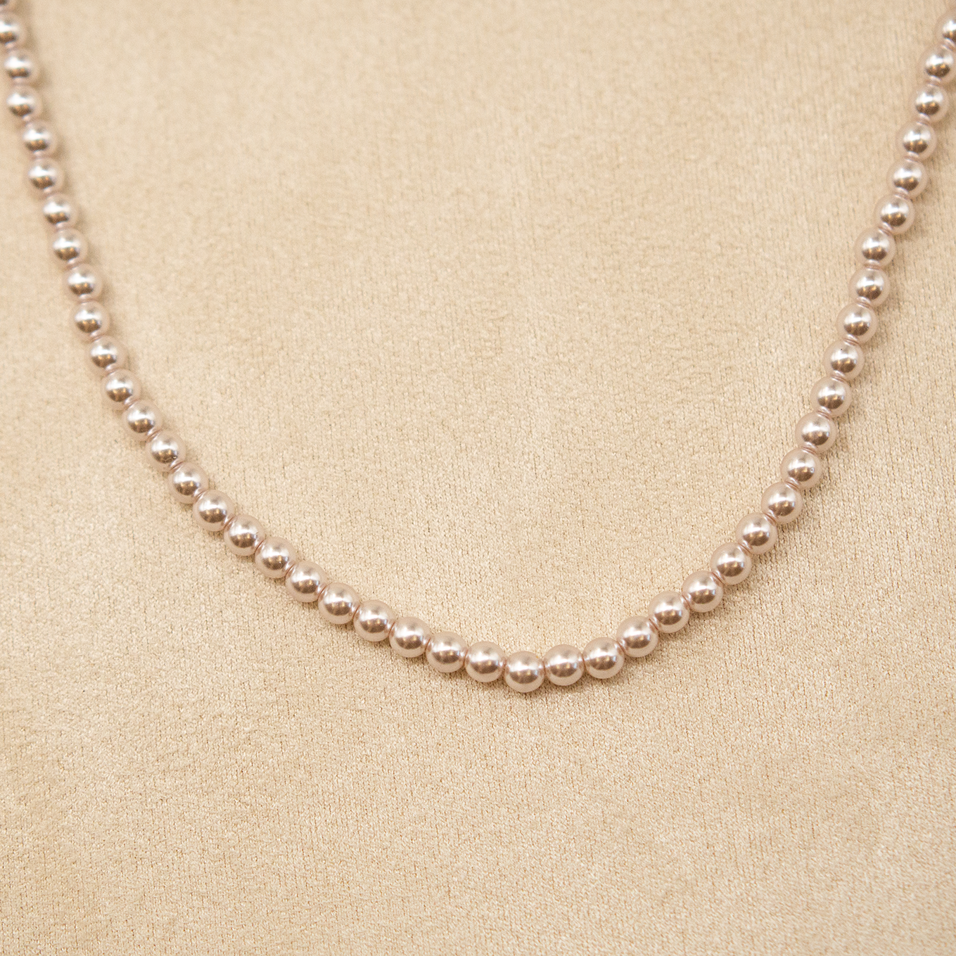 Rosy Pearl Necklace