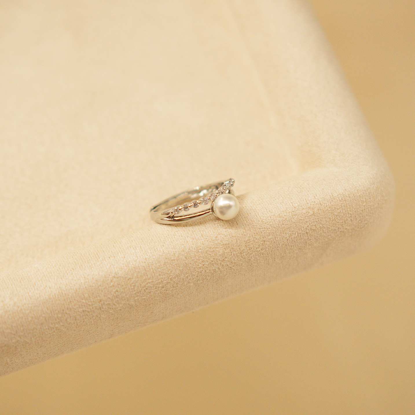 Dual Gleam Ring