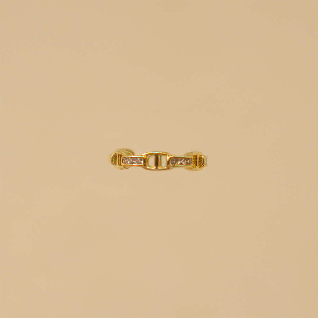 Linked Gleam Ring