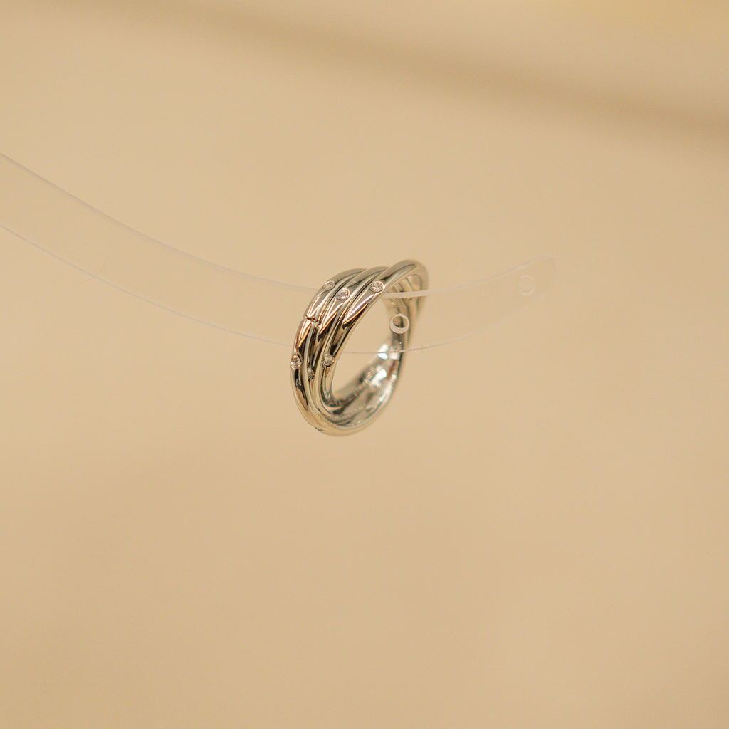 Orbit Interlace Ring