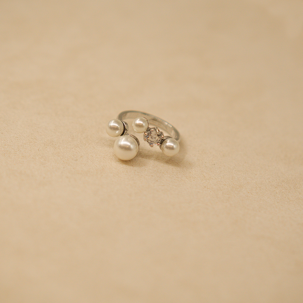 Pearl Bouquet Ring