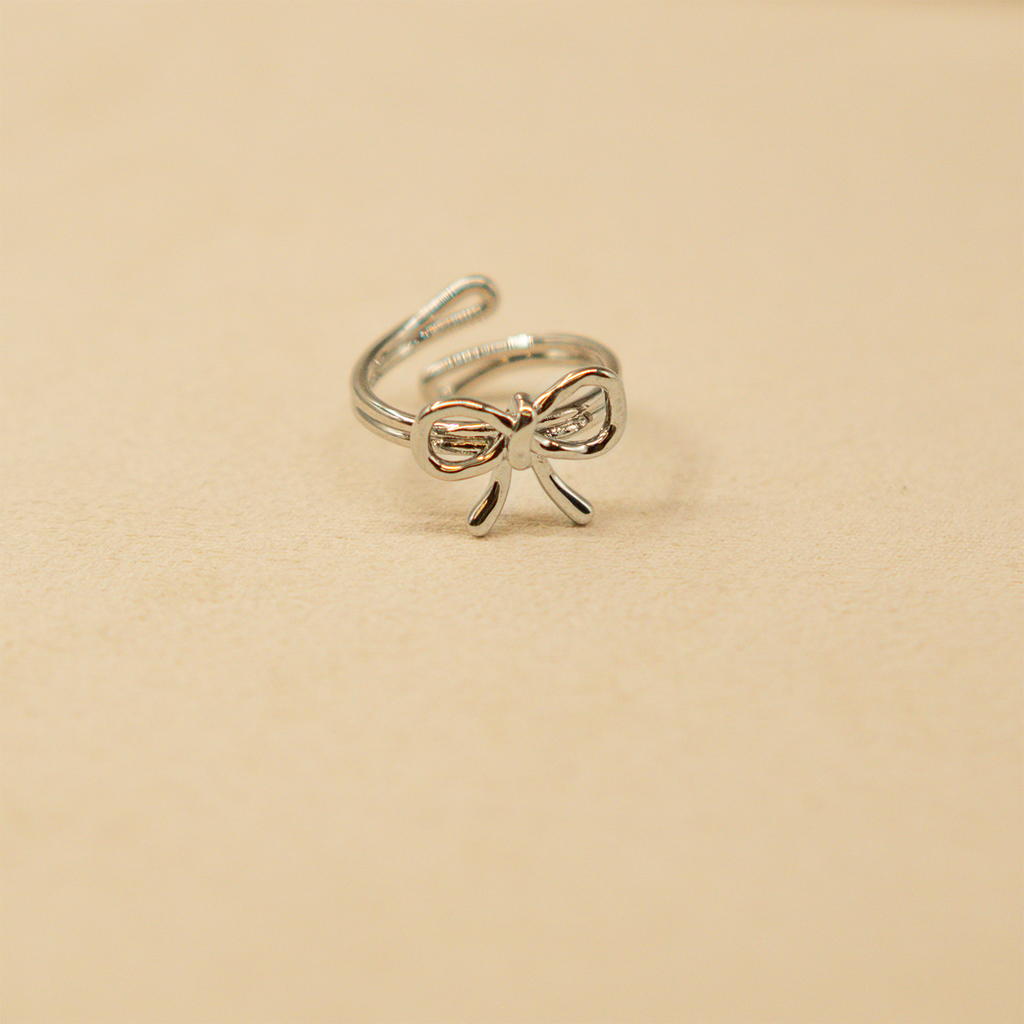Ribbon Statement Ring