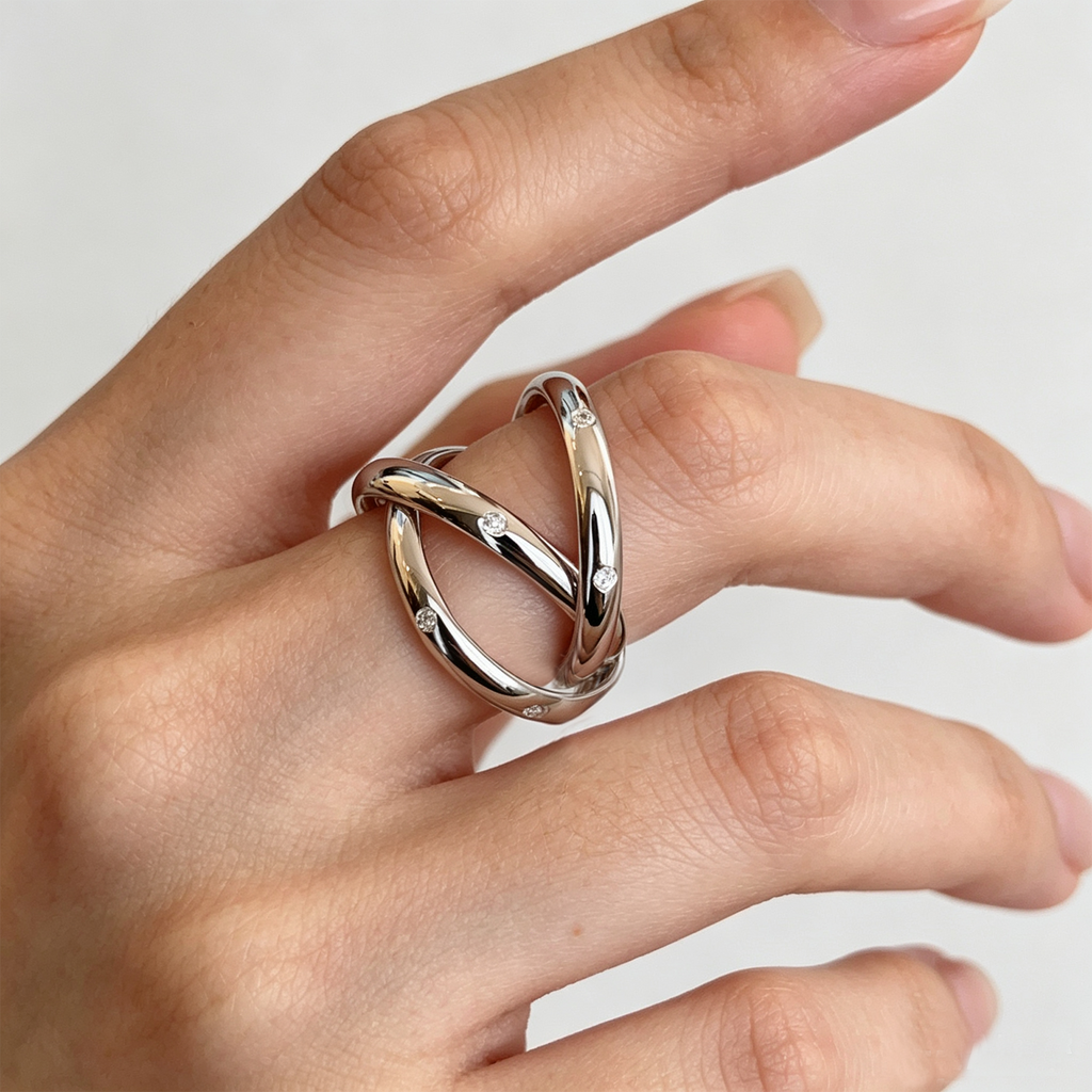 Orbit Interlace Ring