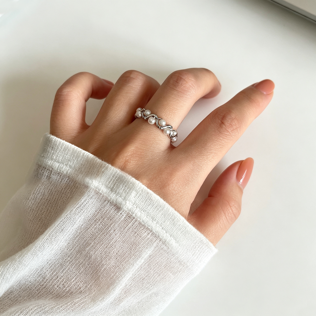 Pearl Vine Ring