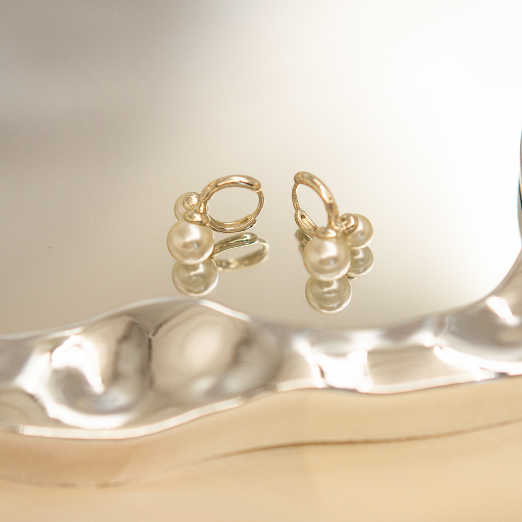 Echo Beat Pearl Earring