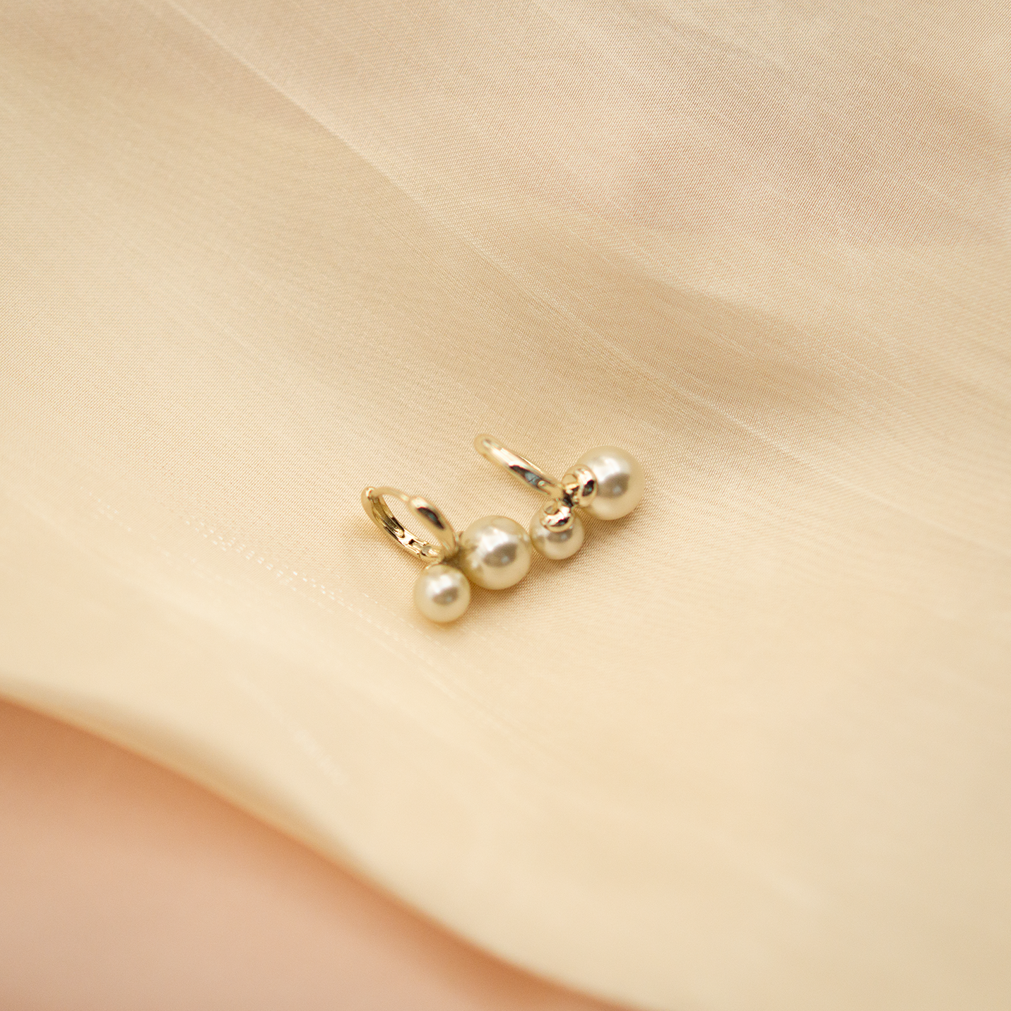 Echo Beat Pearl Earring