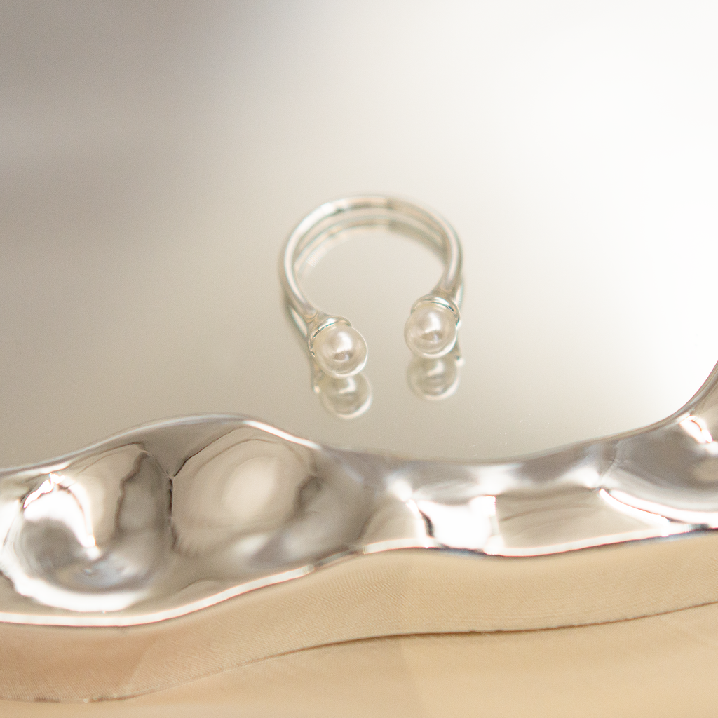 Frosty Duo Pearl Ring